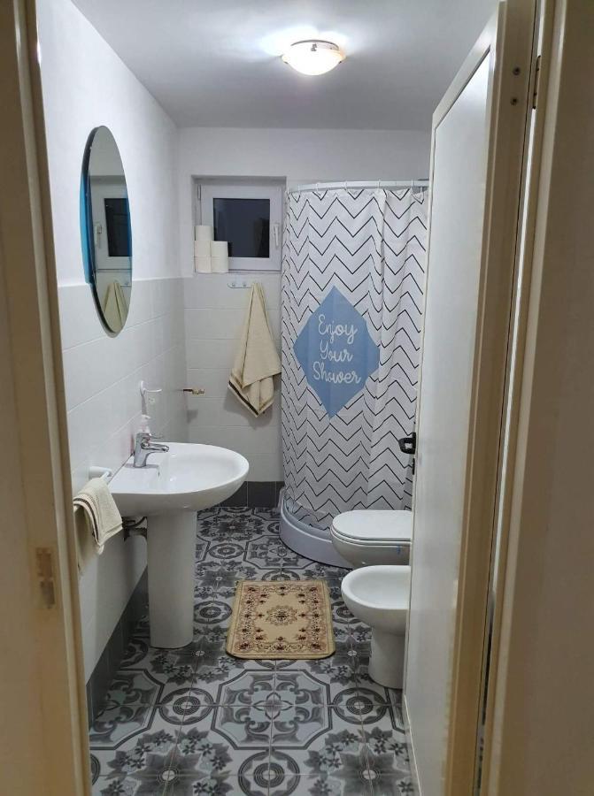 Vila Aslam Hotel Gura Humorului Ngoại thất bức ảnh